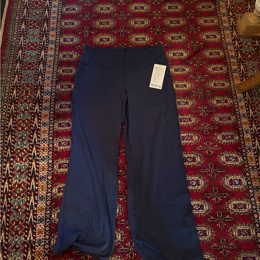 NWT LuluLemon Navy Blue Wide-Leg Pants 14